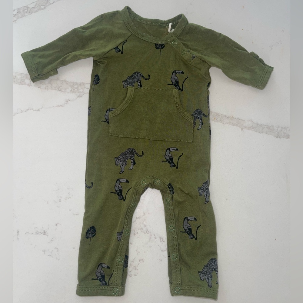 Kyte baby onesie